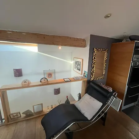 Somptueux Duplex Vue Quartier-haut 아파트 *